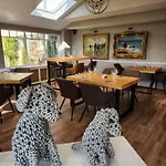 Alojamento de Acomodação e Pequeno-almoço The Ryebeck Bowness-on-Windermere